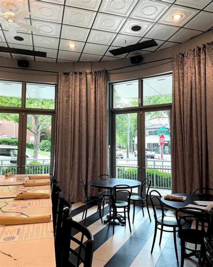 The Ultimate Guide To Harvey Schneider: The Chef And The Restaurant